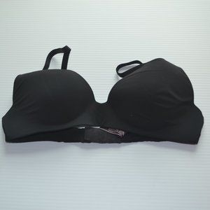 VICTORIA SECRET BLACK NO WIRE BRA